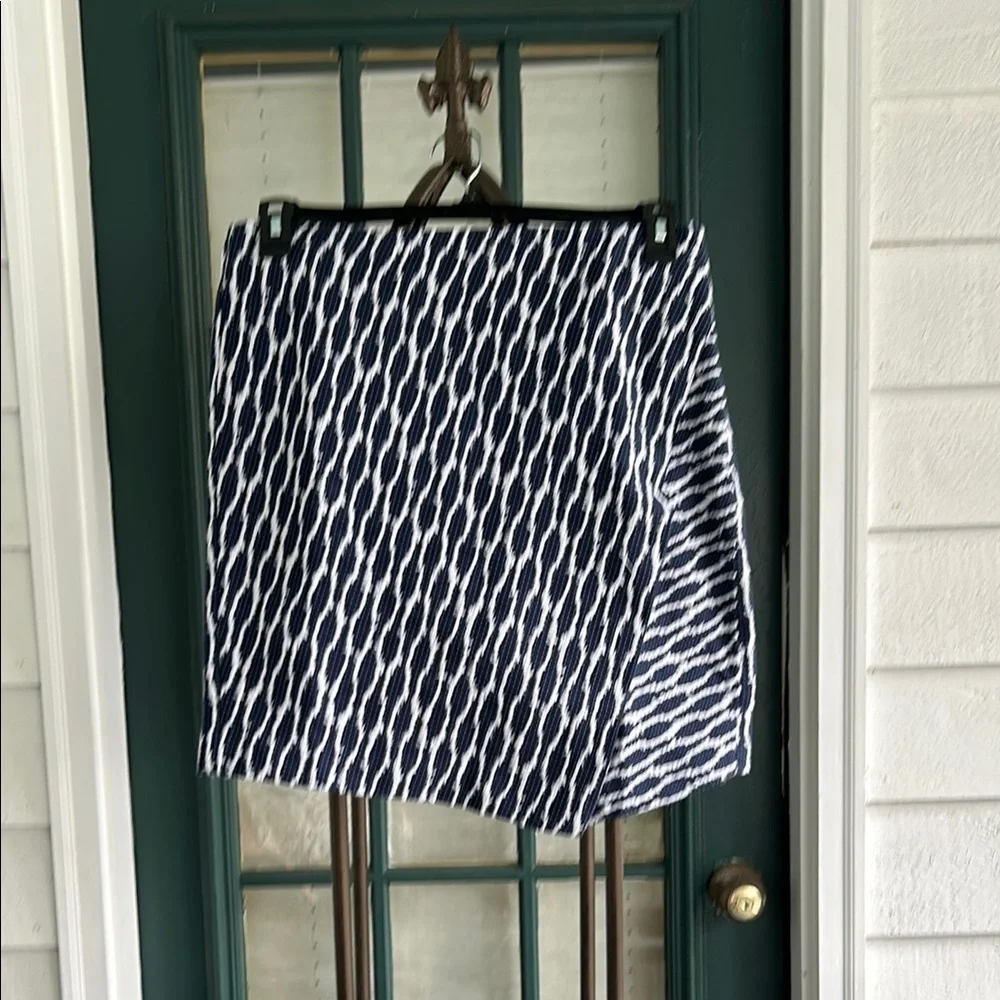 Loft Navy and White Asymmetrical Mini A-Line Skirt for Casual Work size 8